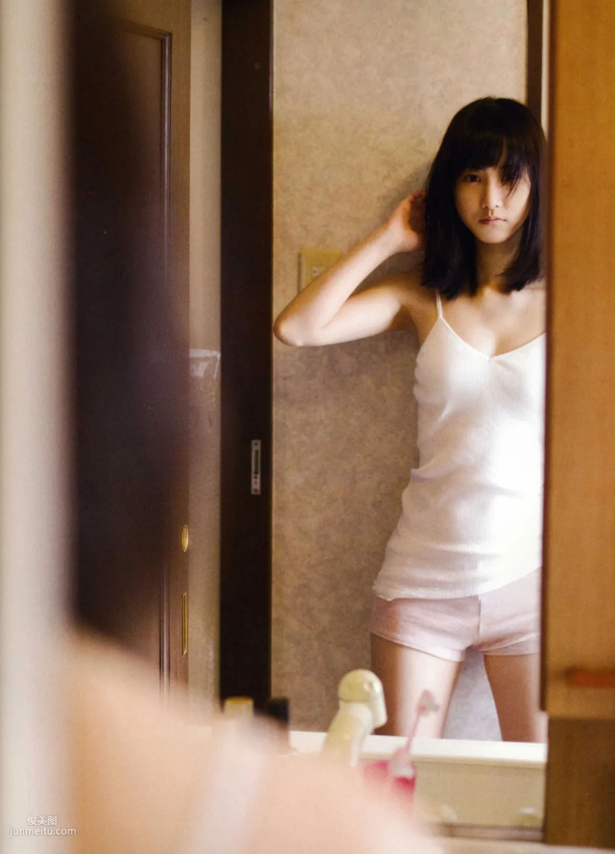 松井玲奈 《Kingyo》 Goldfish [PB寫真集] 106