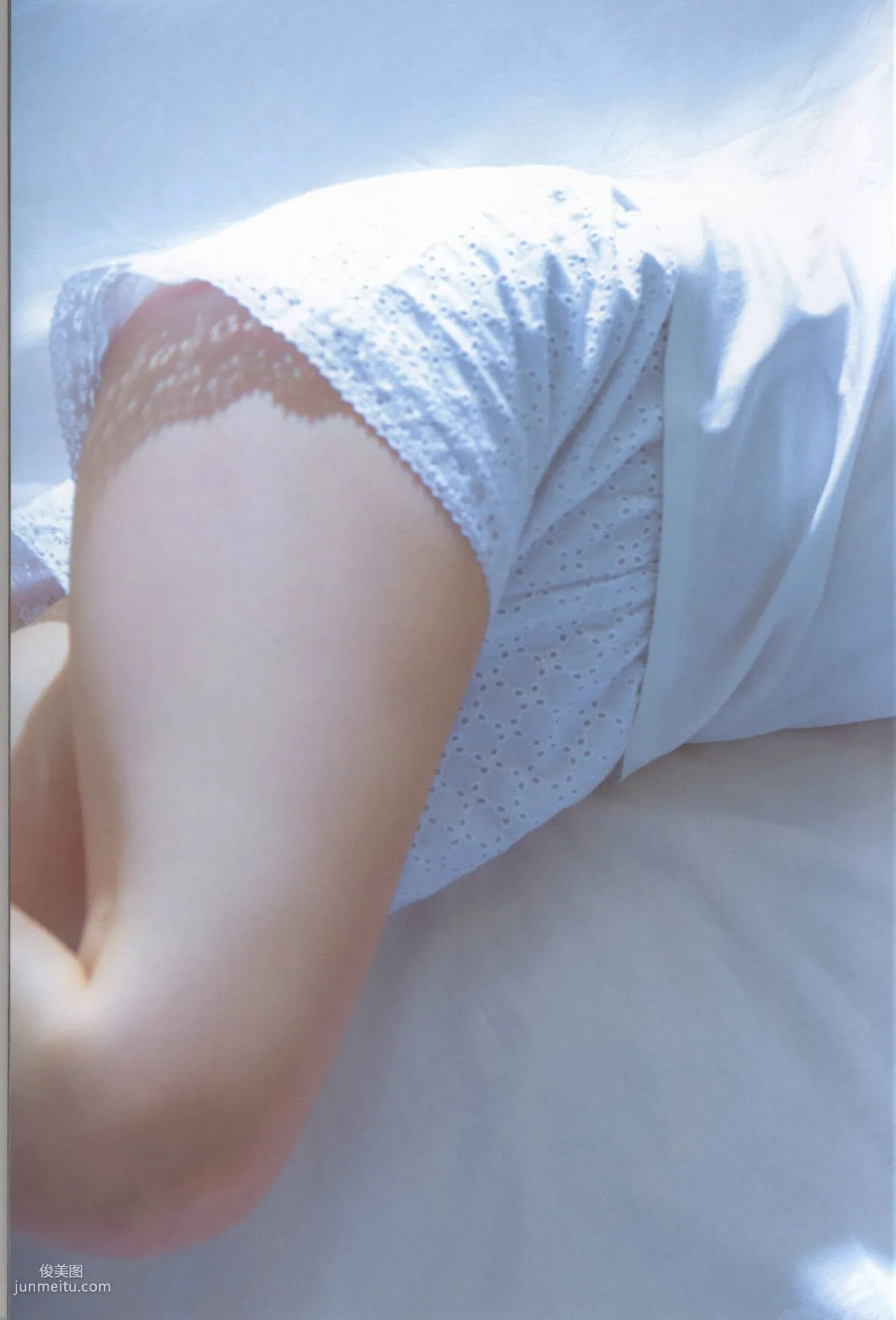 宮本佳林《Karin sixteen》Amazon限定カバーVer [PB寫真集] 20