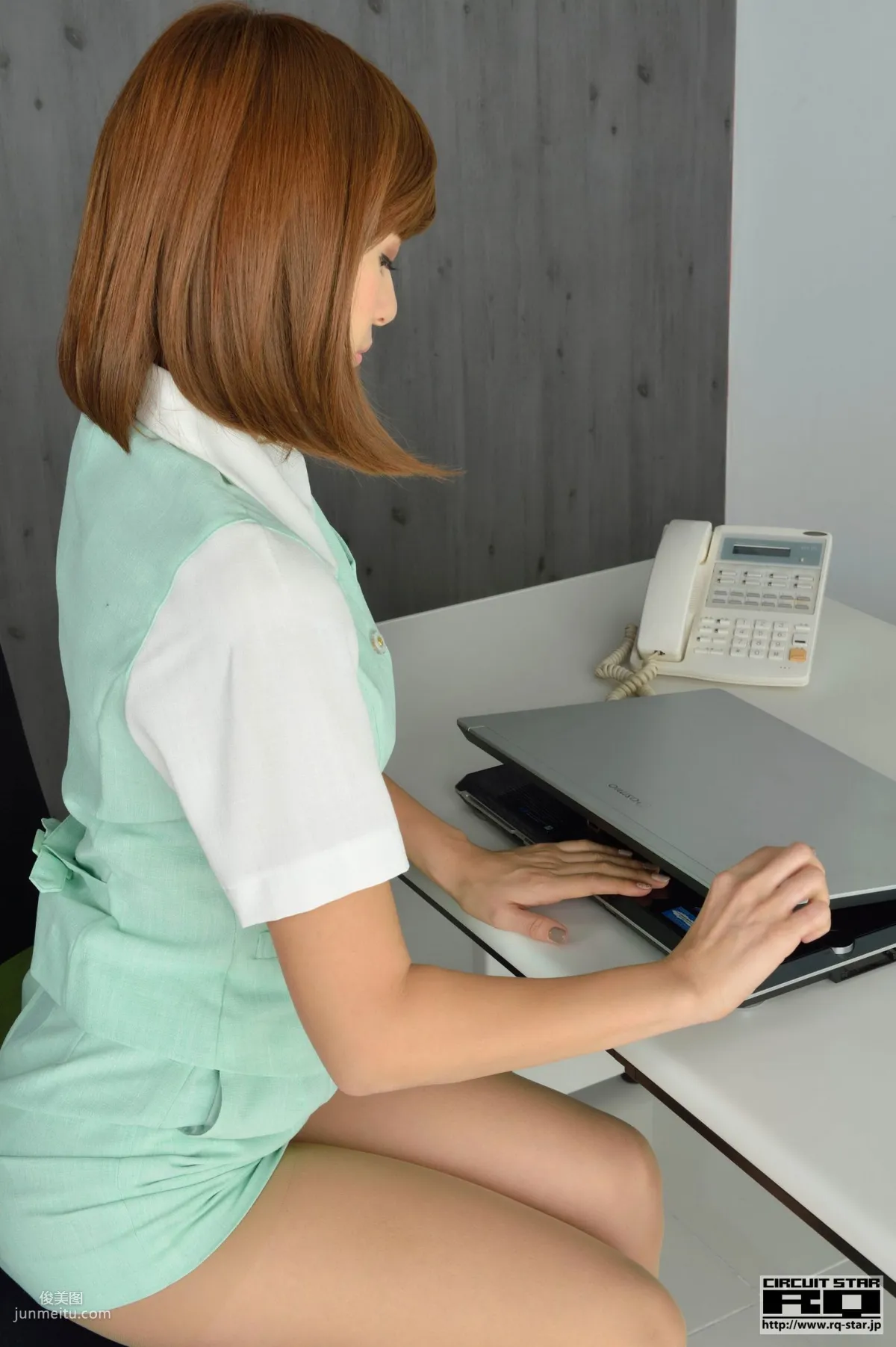 [RQ-STAR] NO.00728 柴原麻衣 Office Lady 辦公室女郎 寫真集 13