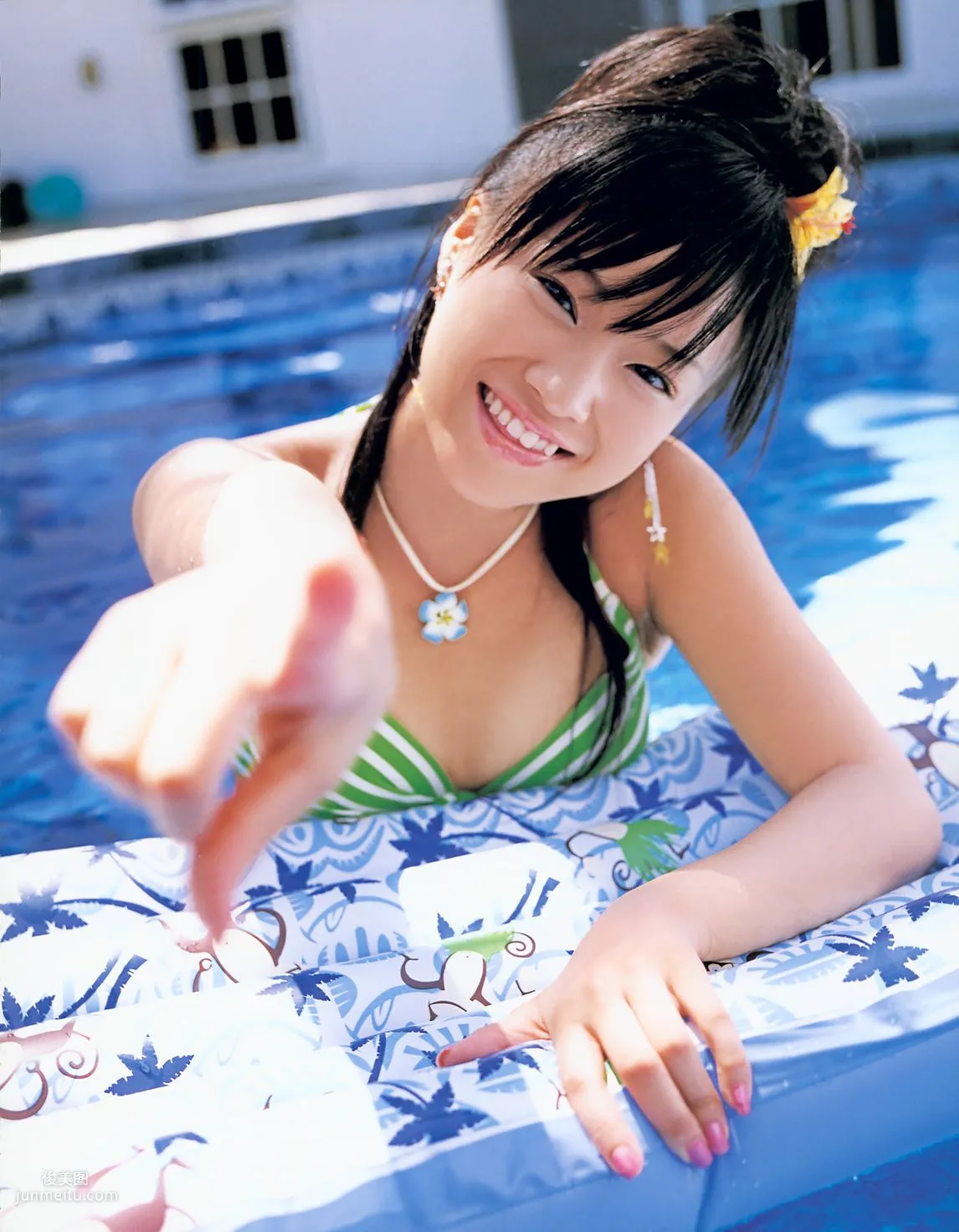 アロハロ！モーニング娘 Hello! project Hawaiian style [PB写真集] 24
