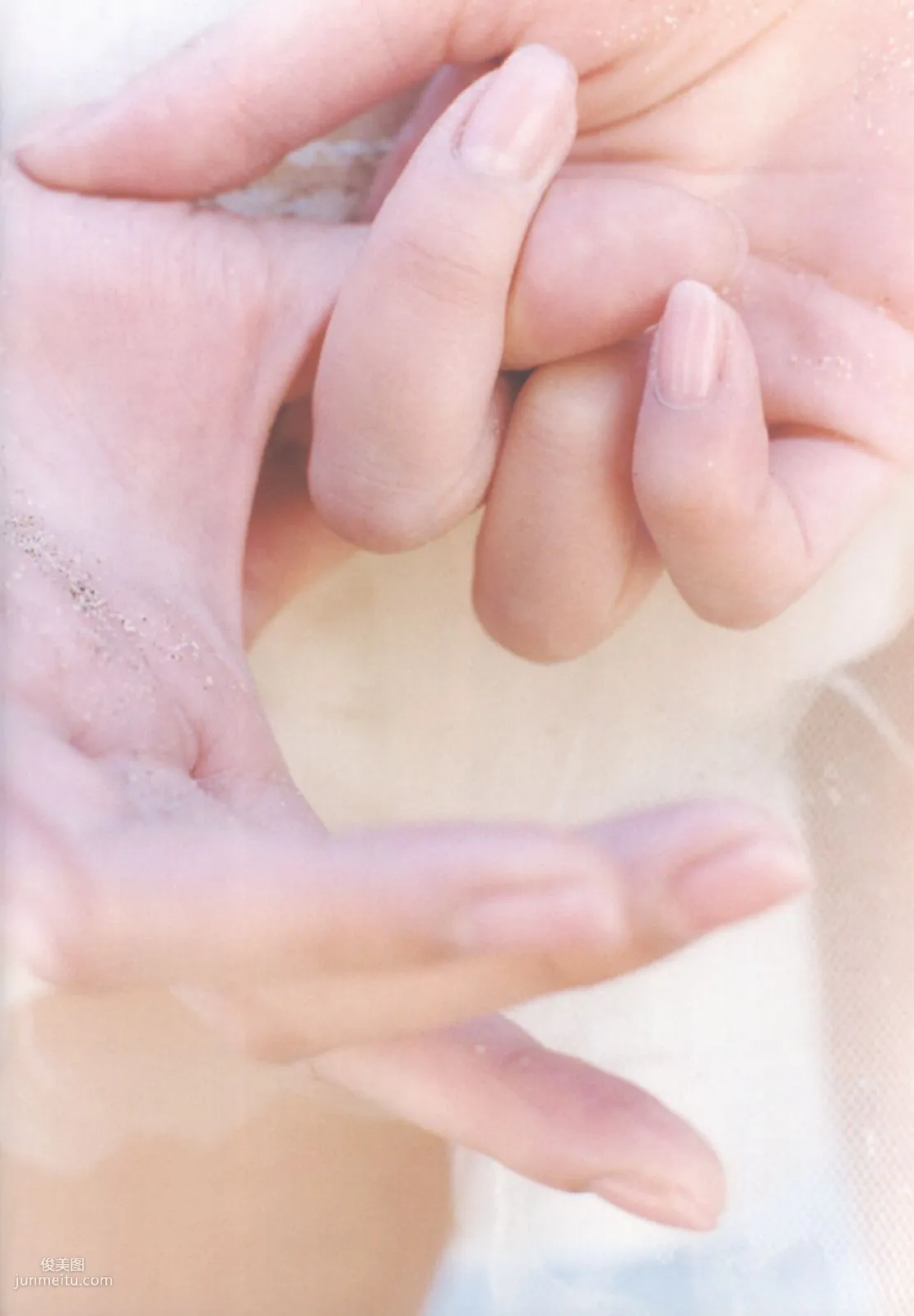 Ayumi Ito Ayumi Ito [Photo Book] Monthly Series 060 Photo Set photo 26
