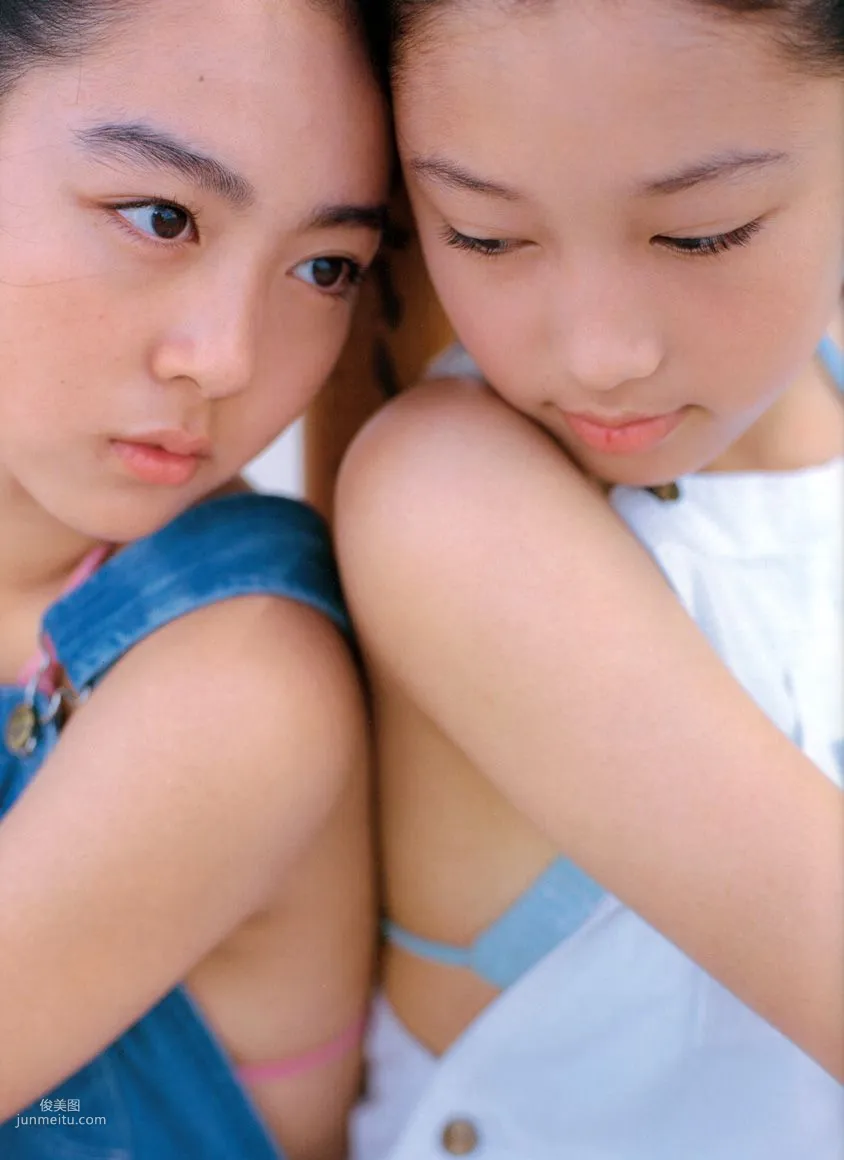 三津谷葉子、奈良沙緒理 《Pure Girl》「Duo」 [PB寫真集] 37