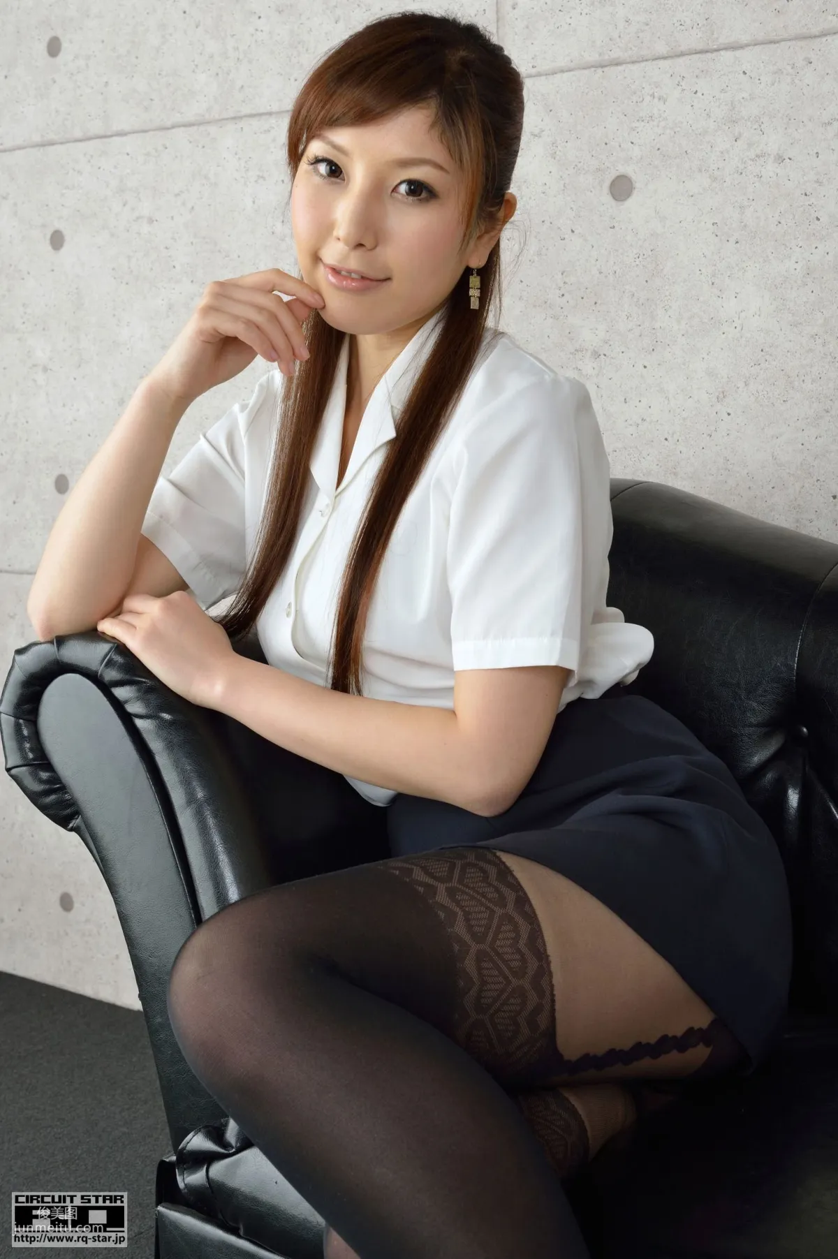 [RQ-STAR] NO.00751 若松朋加 Office Lady 辦公室女郎 寫真集 42
