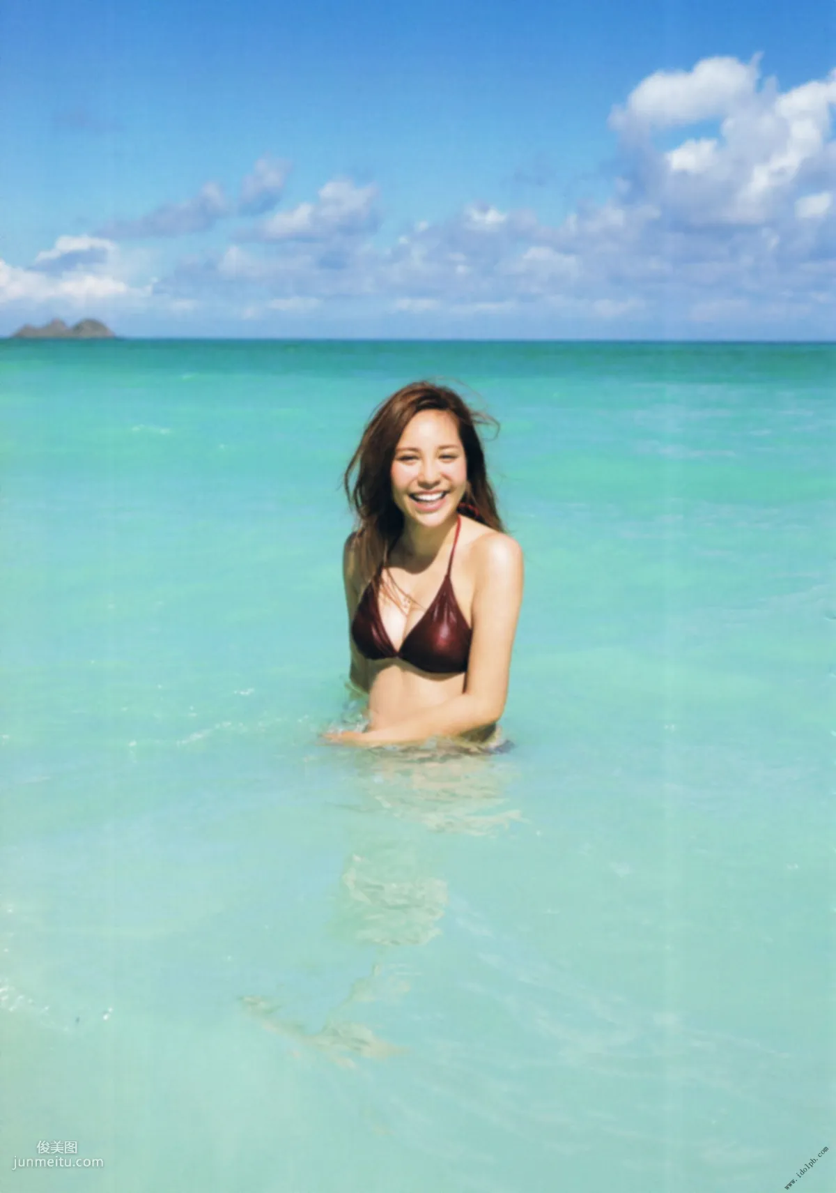 Tomomi Kasai 'Scorched' [PhotoBook] Photo Set photo 27