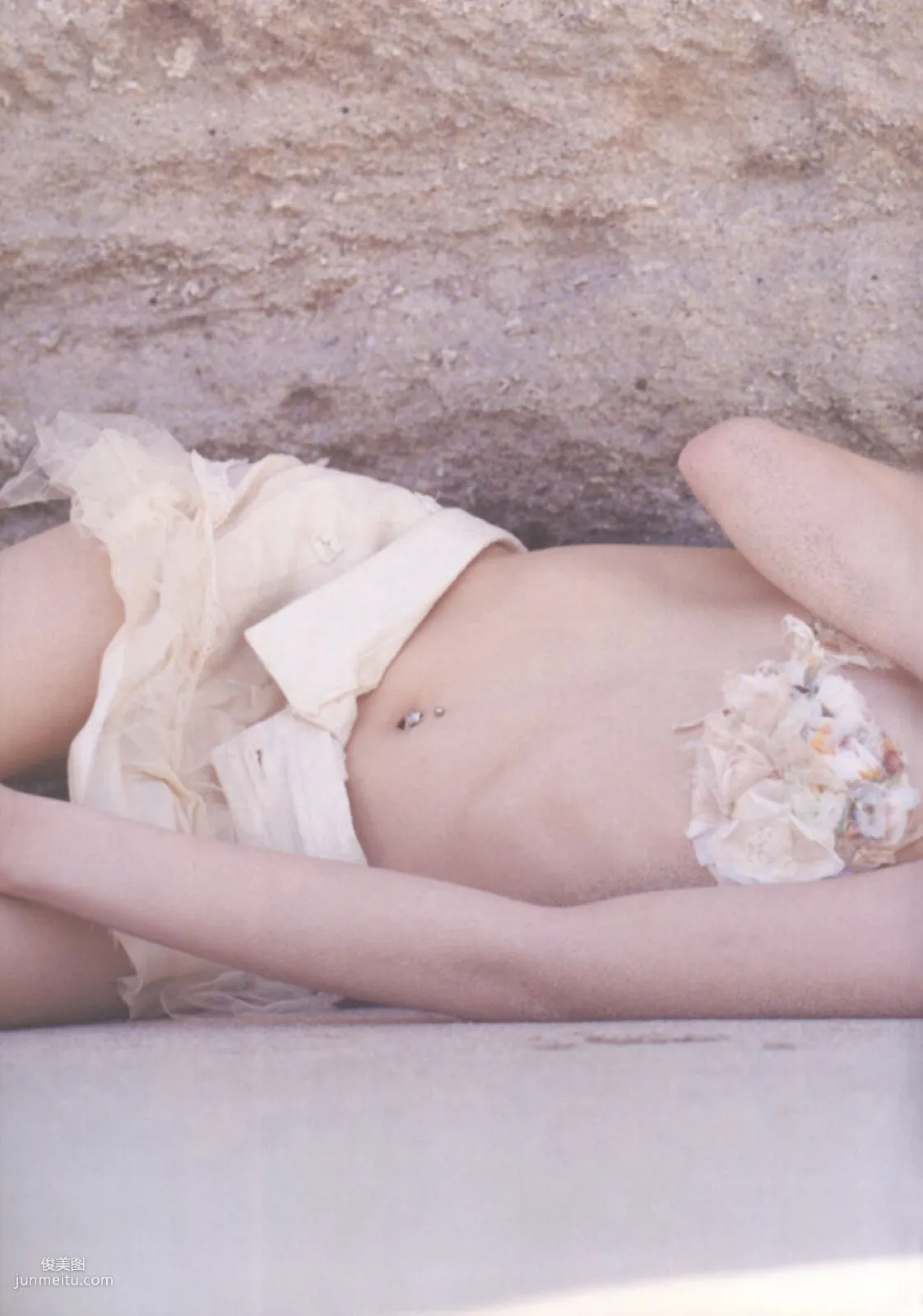 Ayumi Ito Ayumi Ito [Photo Book] Monthly Series 060 Photo Set photo 51