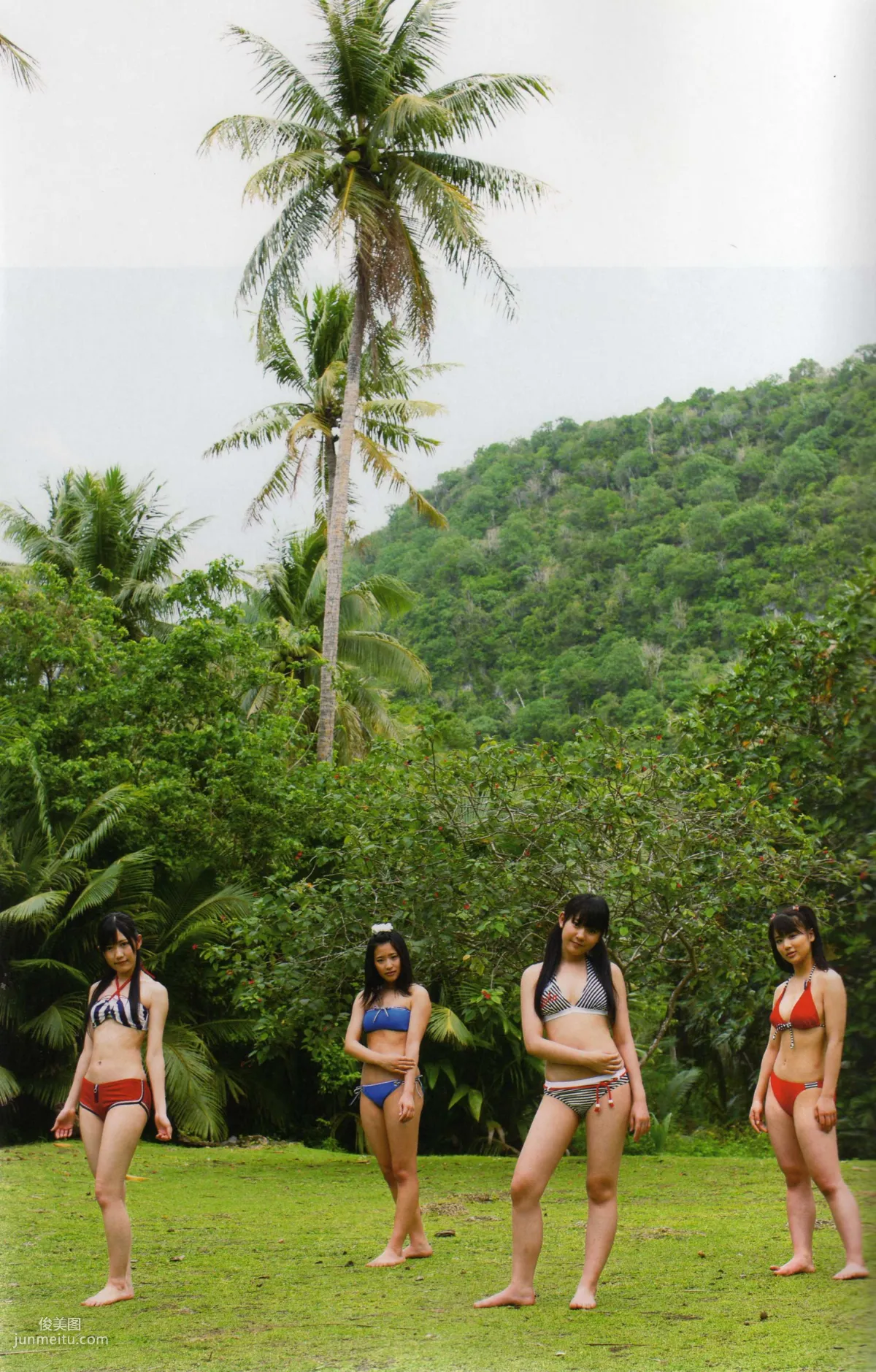 渡り廊下走り隊 《Akkanbe》 [Photo Book] 寫真集 52