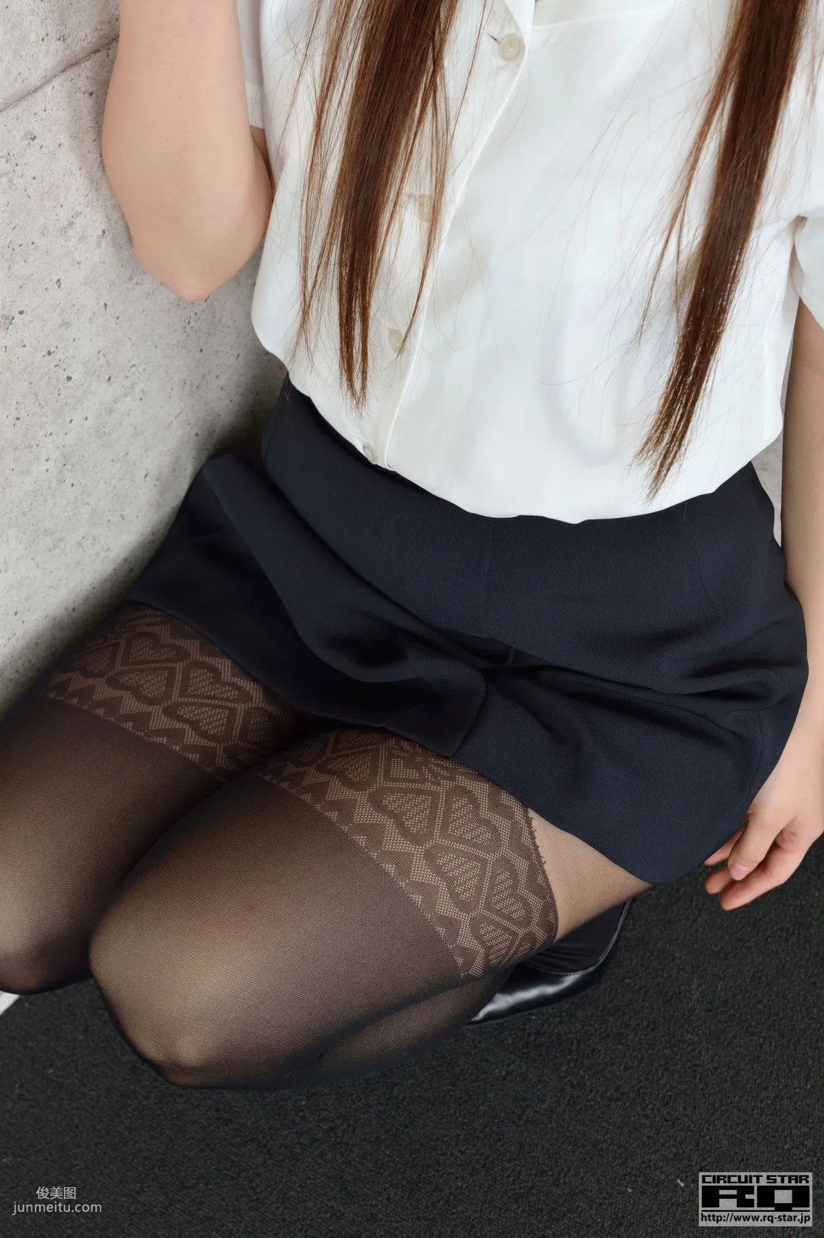 [RQ-STAR] NO.00751 若松朋加 Office Lady 辦公室女郎 寫真集 17