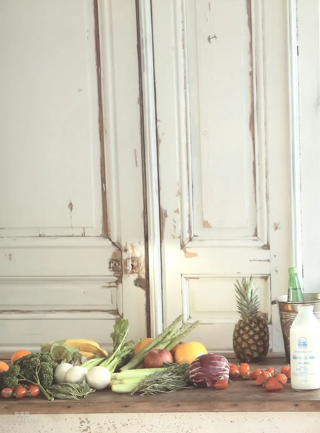 Tomomi Itano, Luv U 10th Anniversary [Photo Books] photo 10