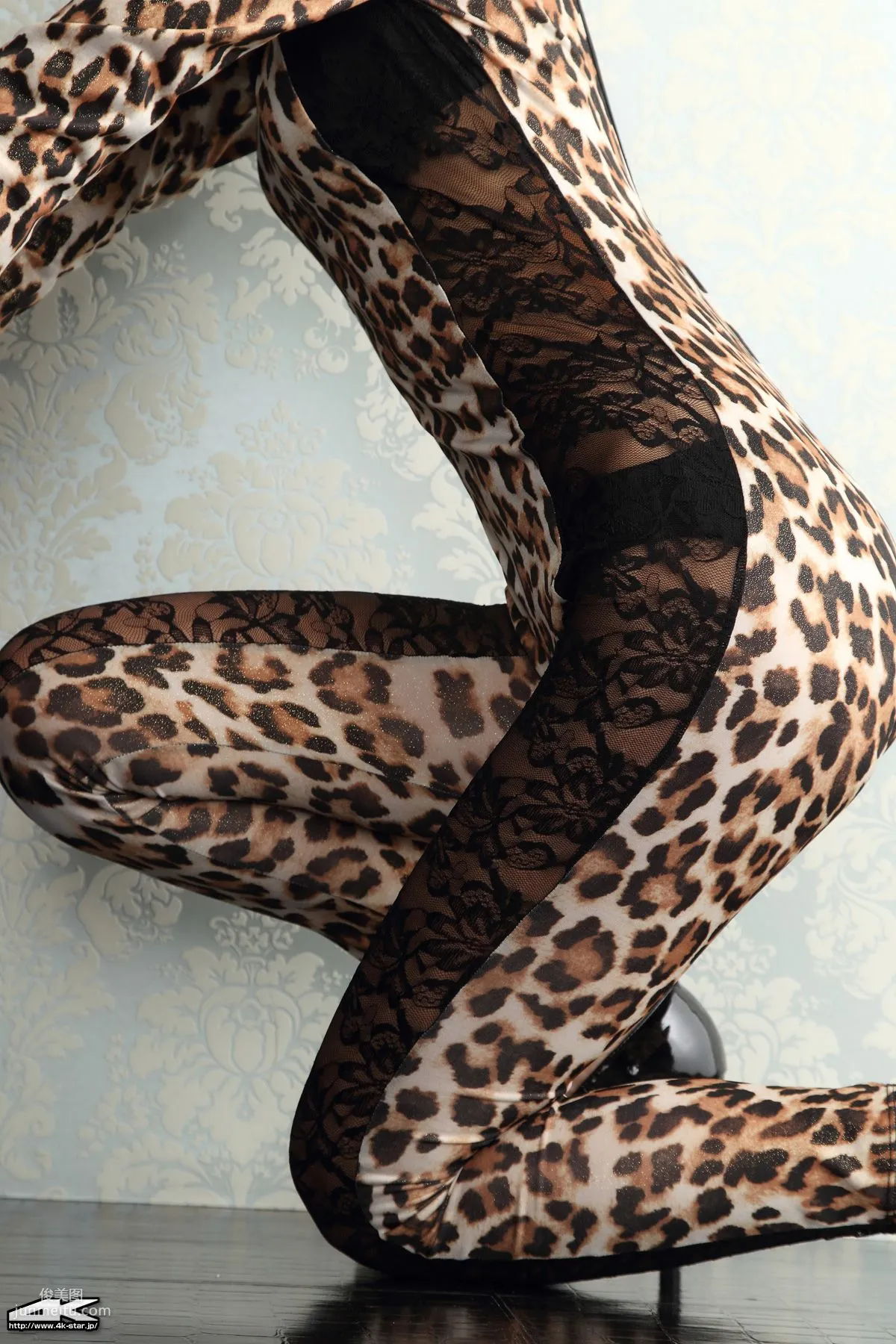 [4K-STAR] NO.00025 三樹レイカ Leopard Costume 豹紋緊身衣 寫真集 28