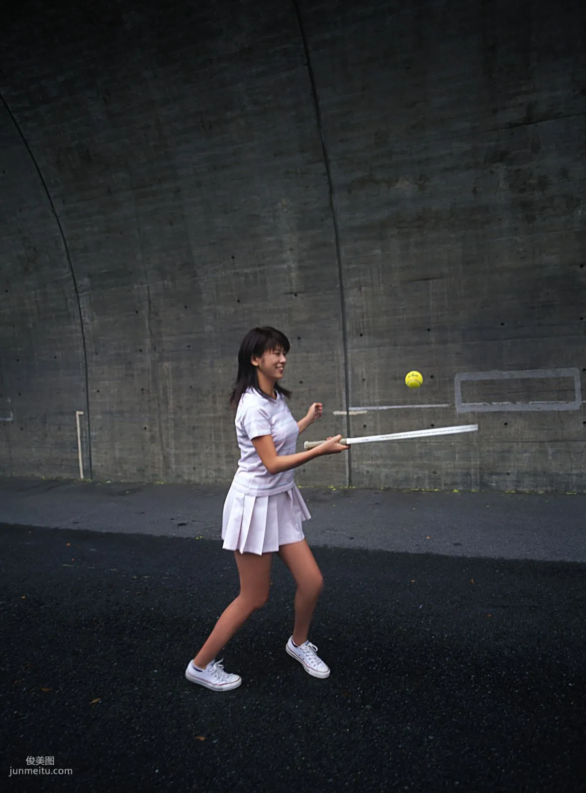 [PhotoBook] Yuka Kosaka 小阪由佳 寫真集 3