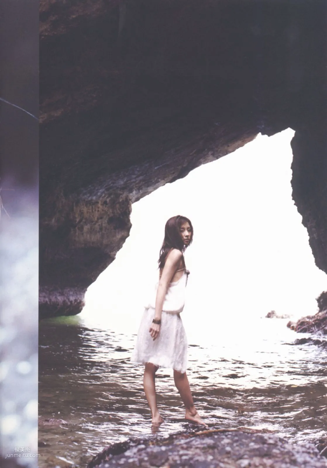 Ayumi Ito Ayumi Ito [Photo Book] Monthly Series 060 Photo Set photo 17