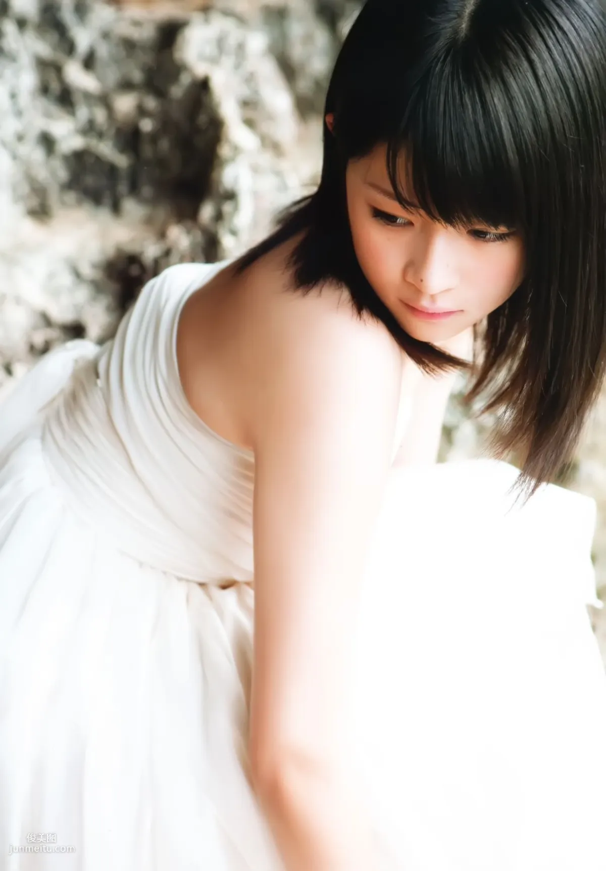 前田憂佳《See You-karin》 [PB寫真集] 20