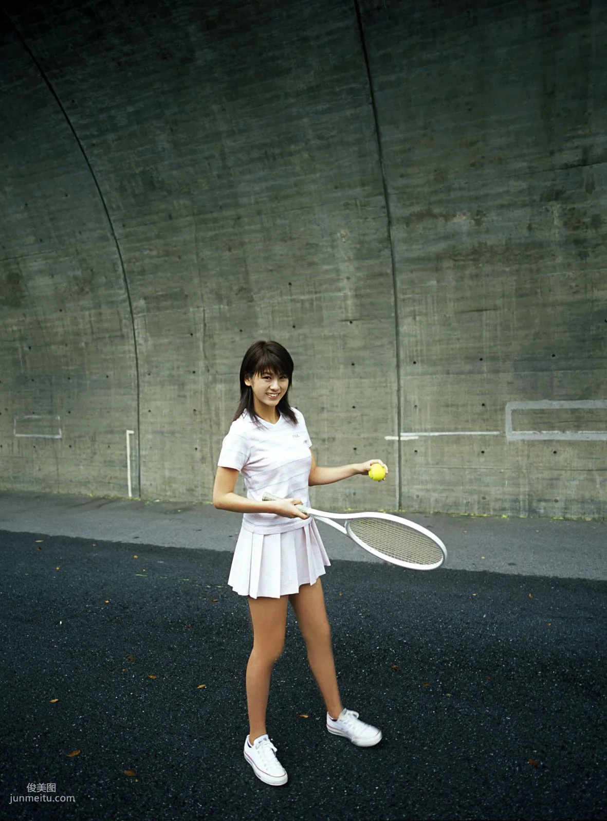 [PhotoBook] Yuka Kosaka 小阪由佳 寫真集 52