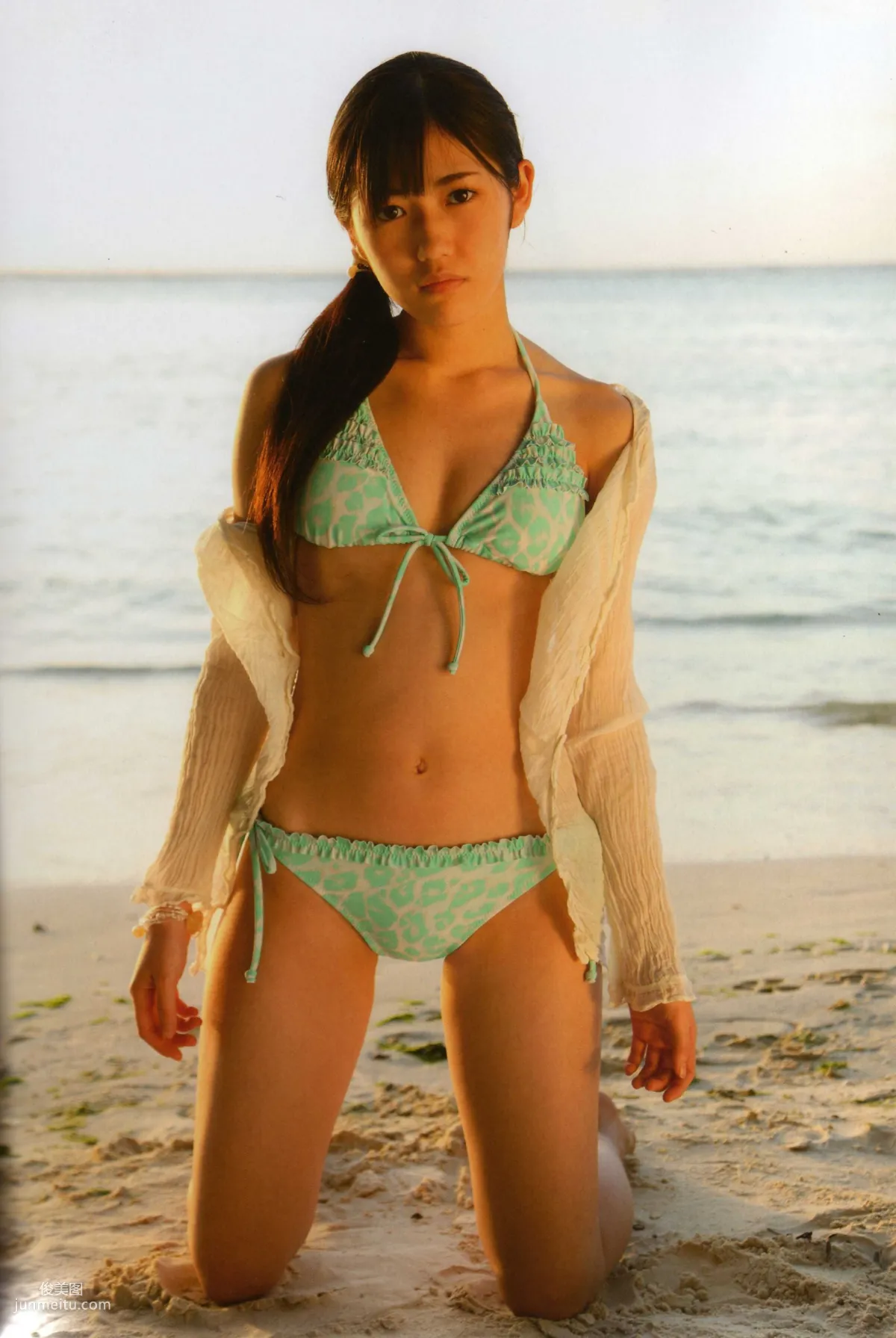 渡り廊下走り队 《Akkanbe》 [Photo Book] 写真集9