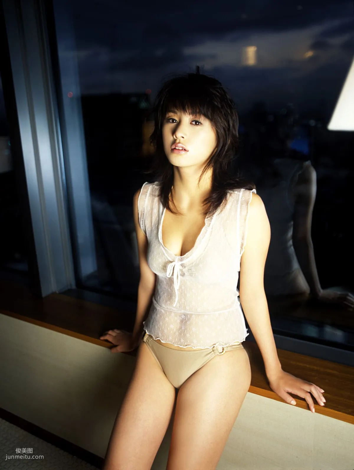 [PhotoBook] Yuka Kosaka 小阪由佳 寫真集 9