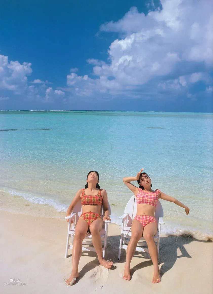 三津谷葉子、奈良沙緒理 《Pure Girl》「Duo」 [PB寫真集] 24