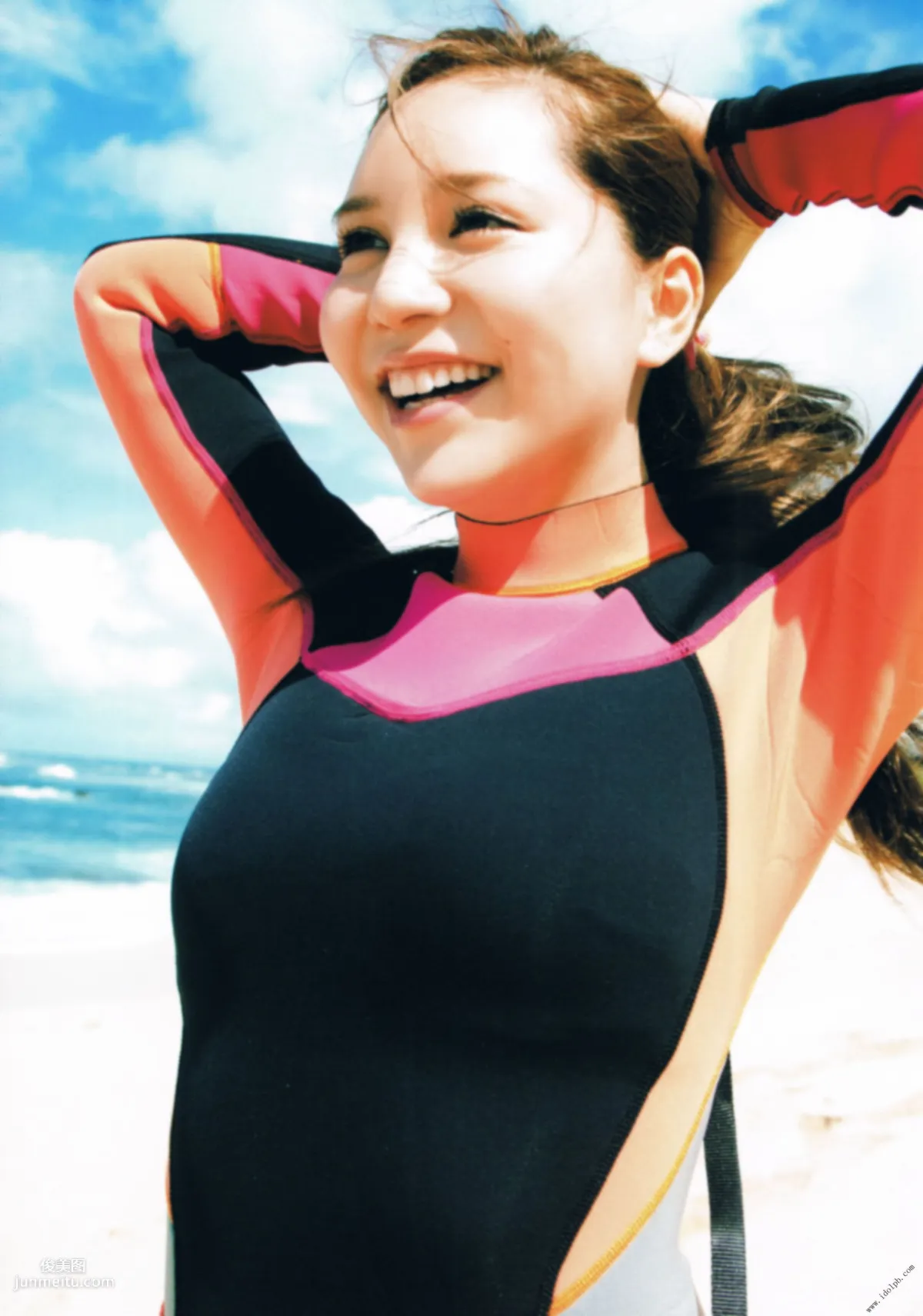 Tomomi Kasai 'Scorched' [PhotoBook] Photo Set photo 24