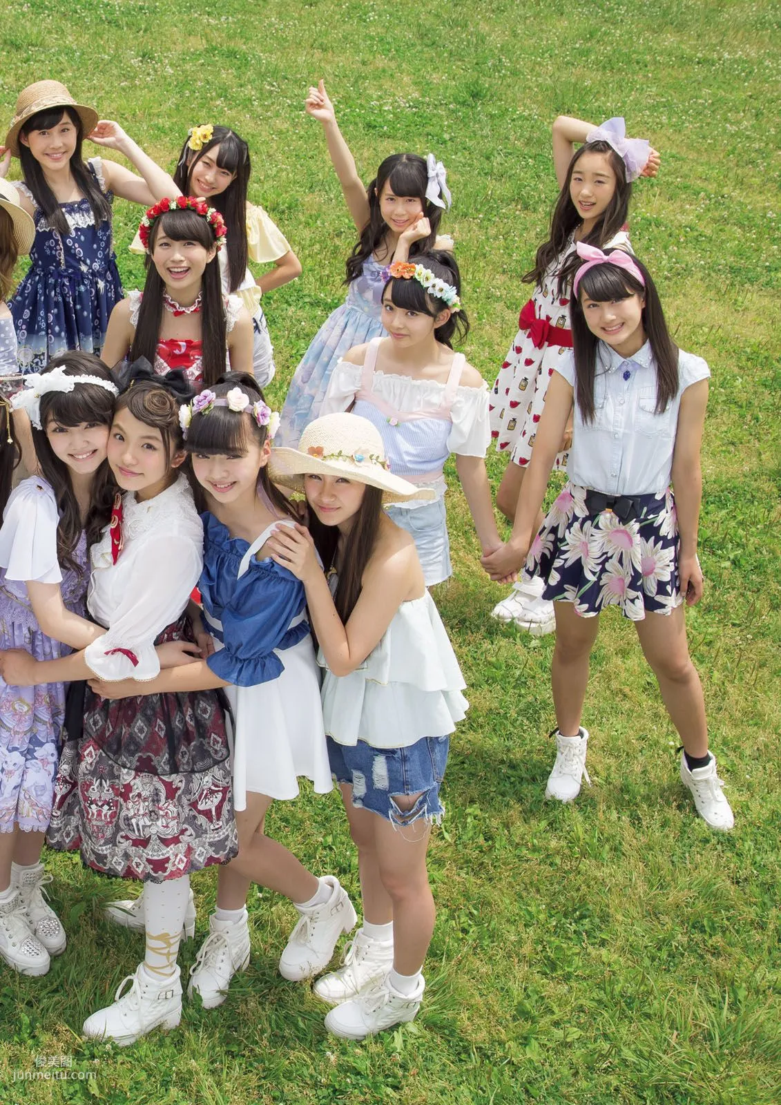 [Photo Book] Fuwafuwa, It's Fuwafuwa Photo Set photo 99