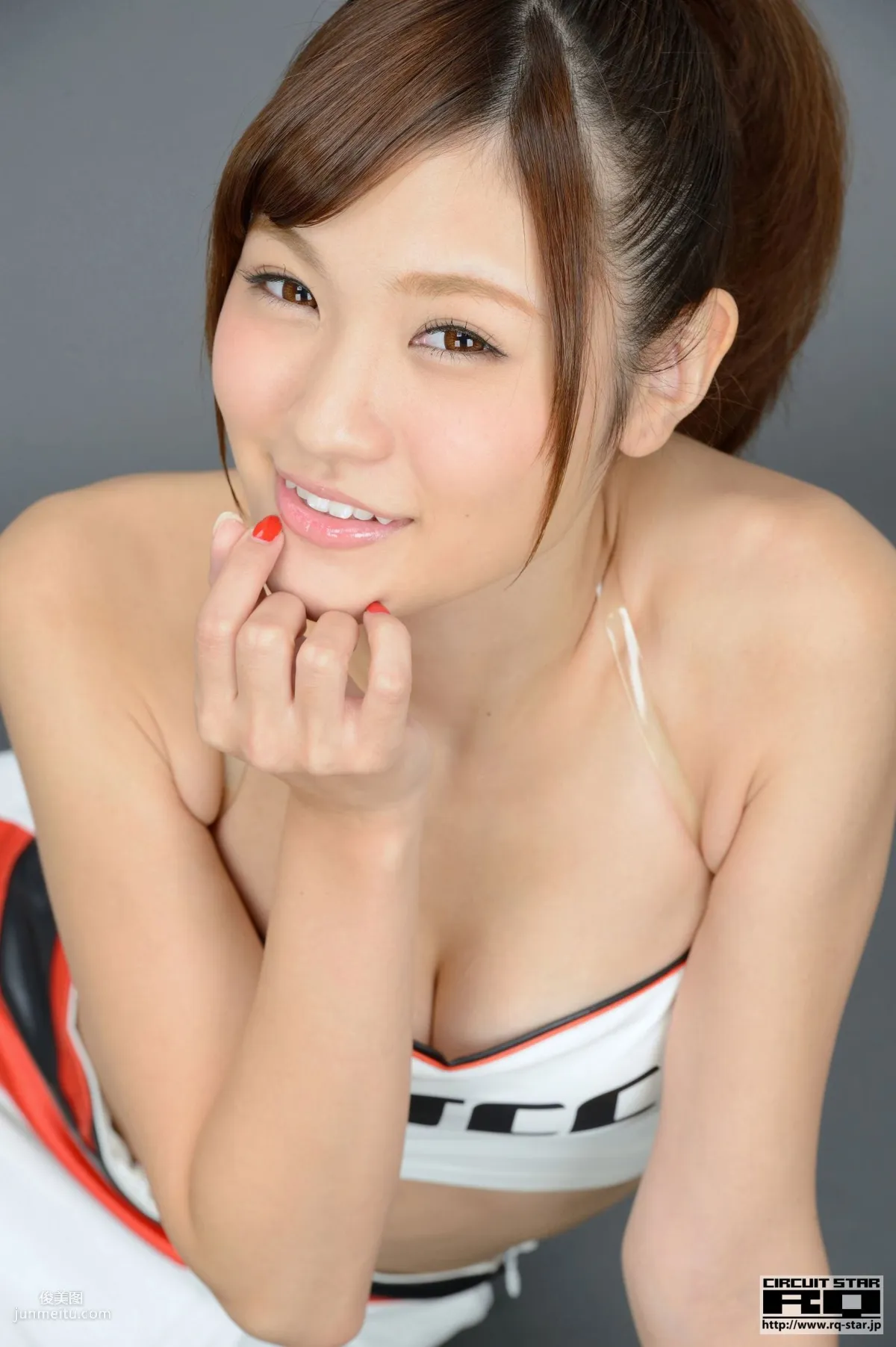 [RQ-STAR] NO.00878 神咲はるか Race Queen 賽車女郎 寫真集 79