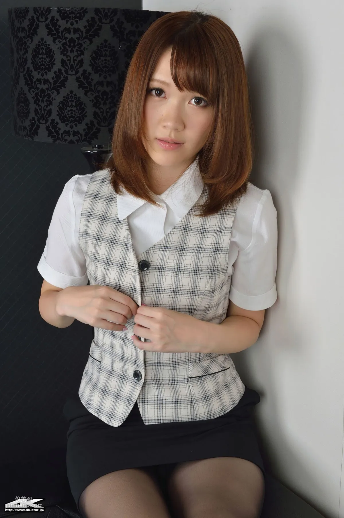 [4K-STAR] NO.00080 Ayaka Takahashi, Office Lady Black Stockings Professional Wear Photo Set photo 69