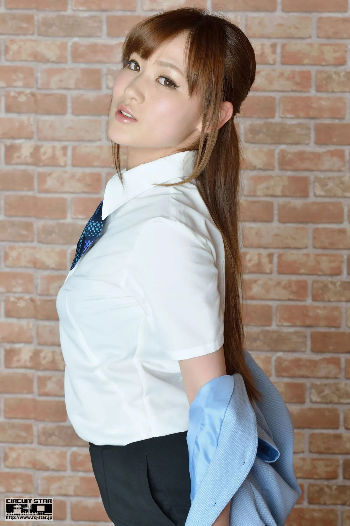 [RQ-STAR] NO.00808 千葉悠風/千葉悠凪 Office Lady 寫真集 40