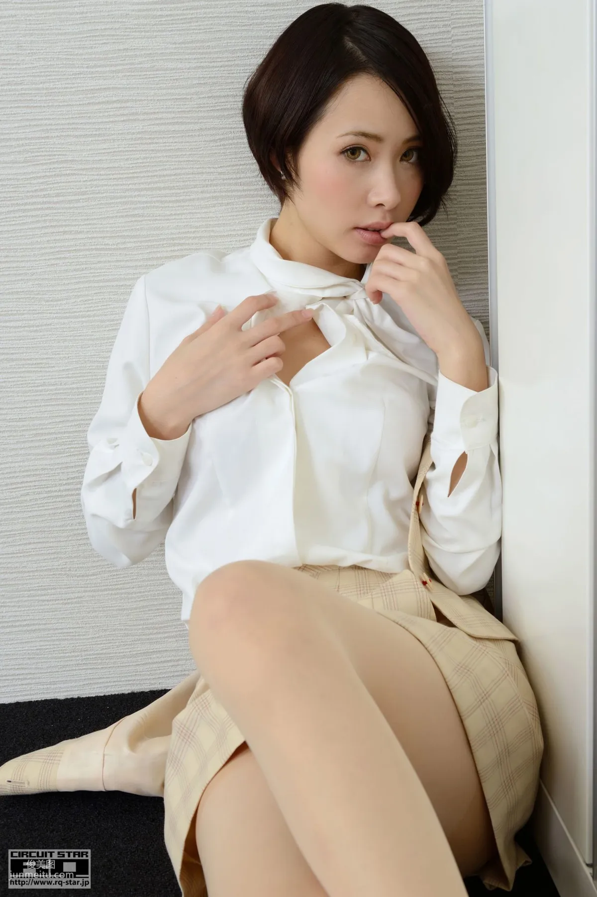 [RQ-STAR] NO.00884 山村ケレール Office Lady 赛车女郎 写真集98
