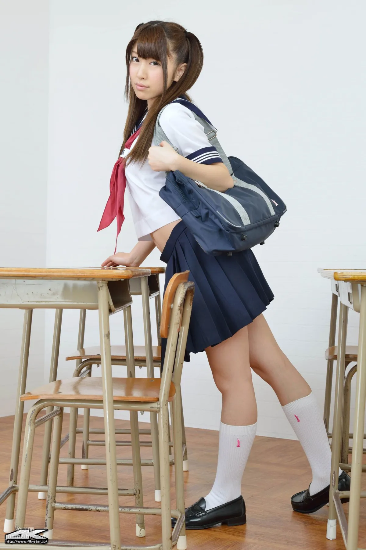 [4K-STAR] NO.00204 譽田みに School Girl JK校服 寫真集 25