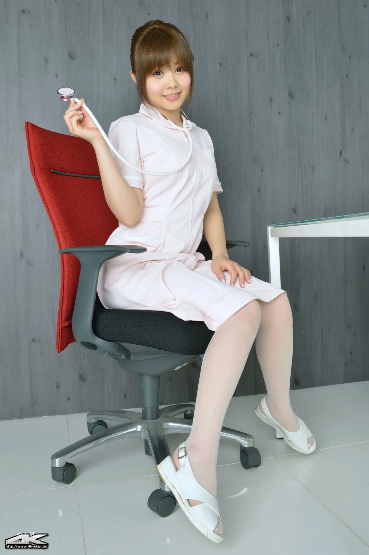 [4K-STAR] NO.00181 上林英代 Nurse Costume 美女醫生 寫真集 28