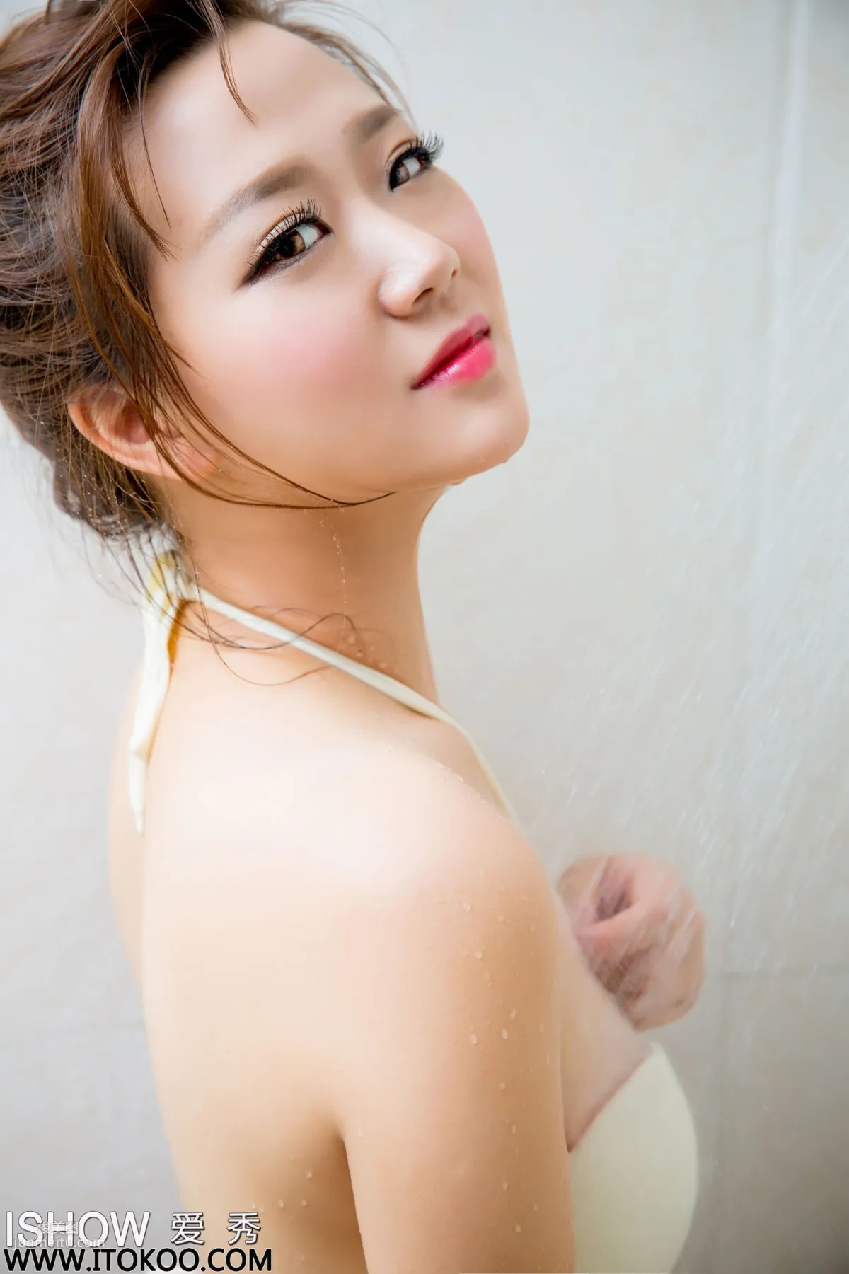 [ISHOW] NO.069 Luxi Lucy, Stockings and Swimsuit, Photo Set photo 38