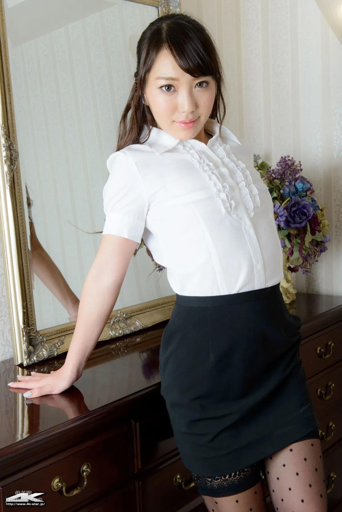 [4K-STAR] NO.00343 坂井伊織 Office Lady 黑絲OL誘惑 寫真集 1