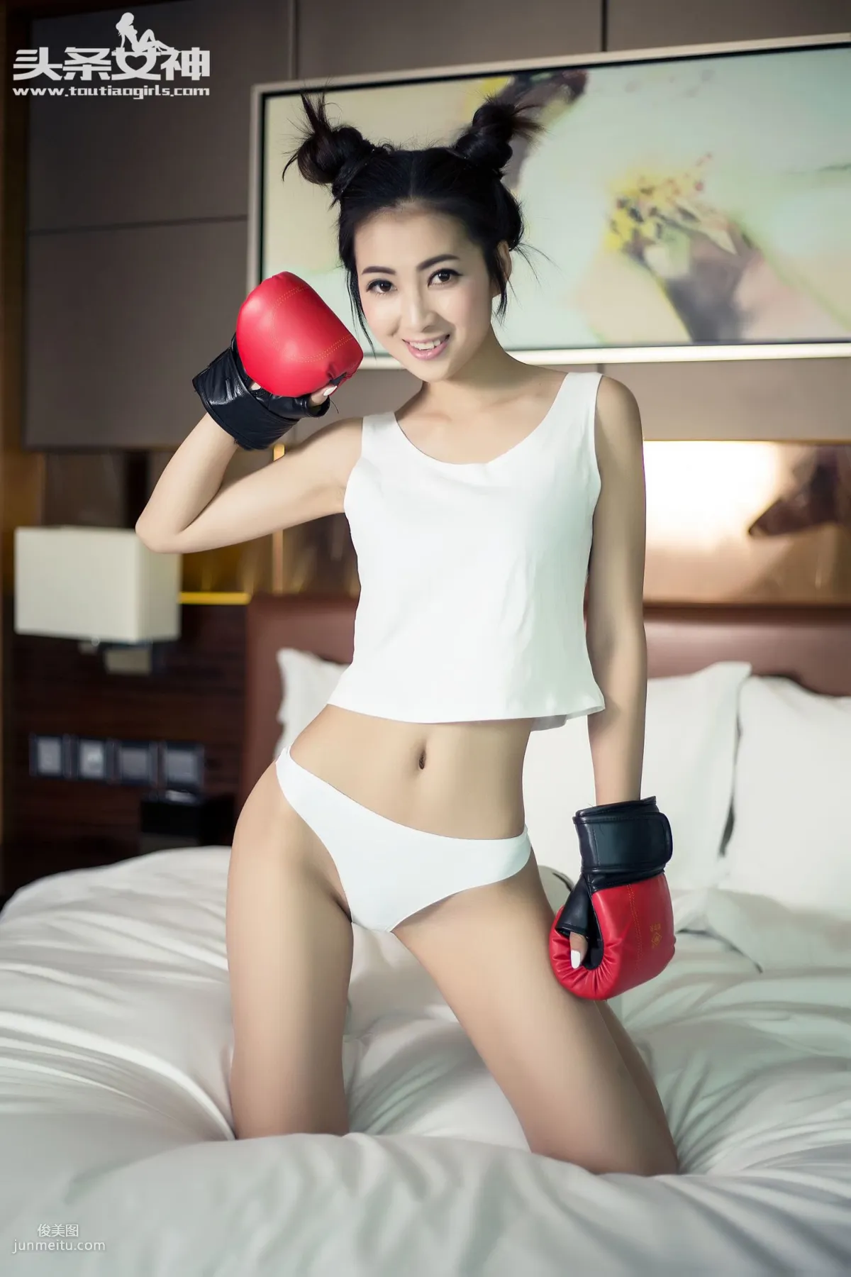 張爽《定義為16歲的少女難道隻有萌嗎》 [頭條女神] 寫真集 4
