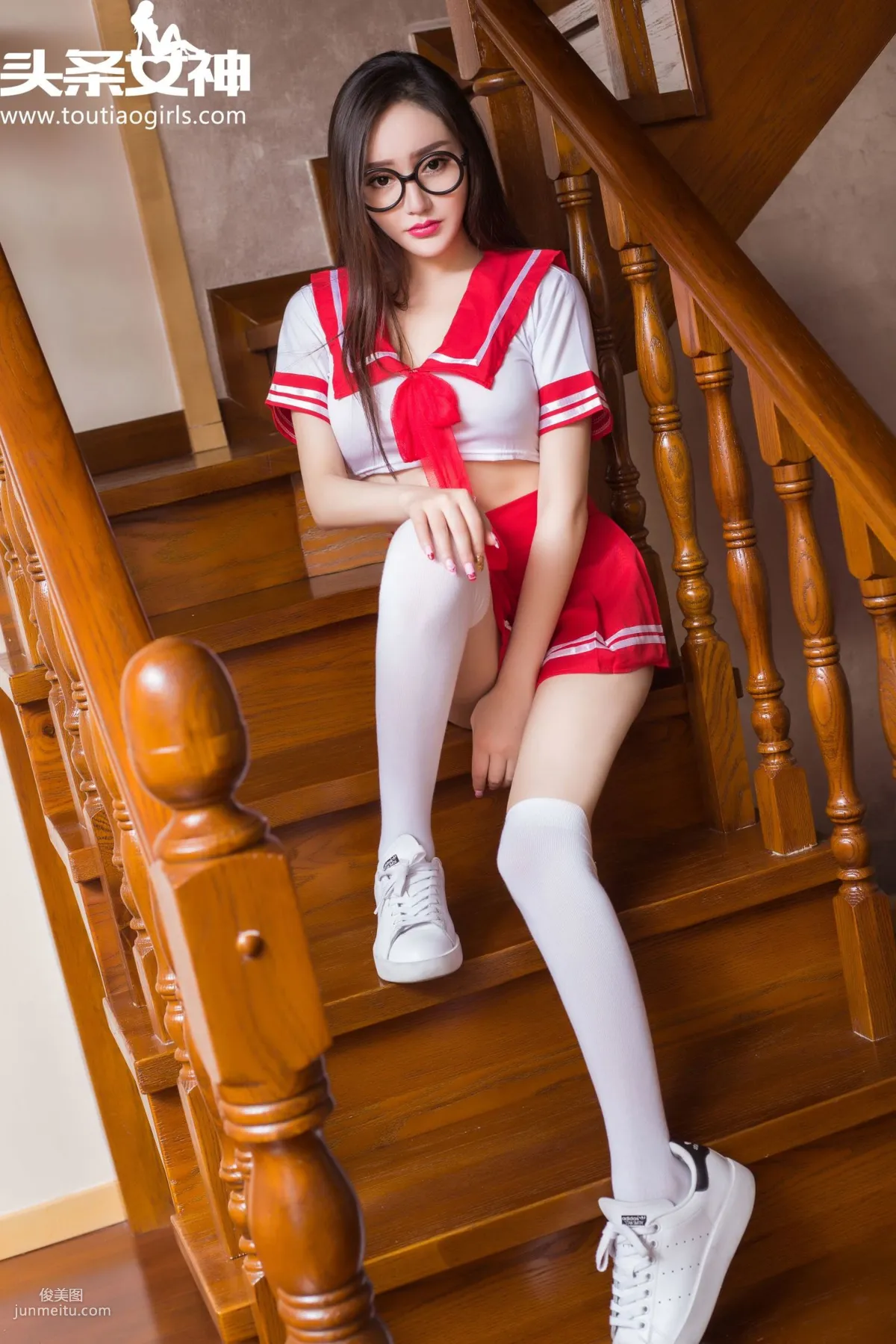 麥蘋果《等你回來 清純學生妹》 [頭條女神] VIP特輯 寫真集 17