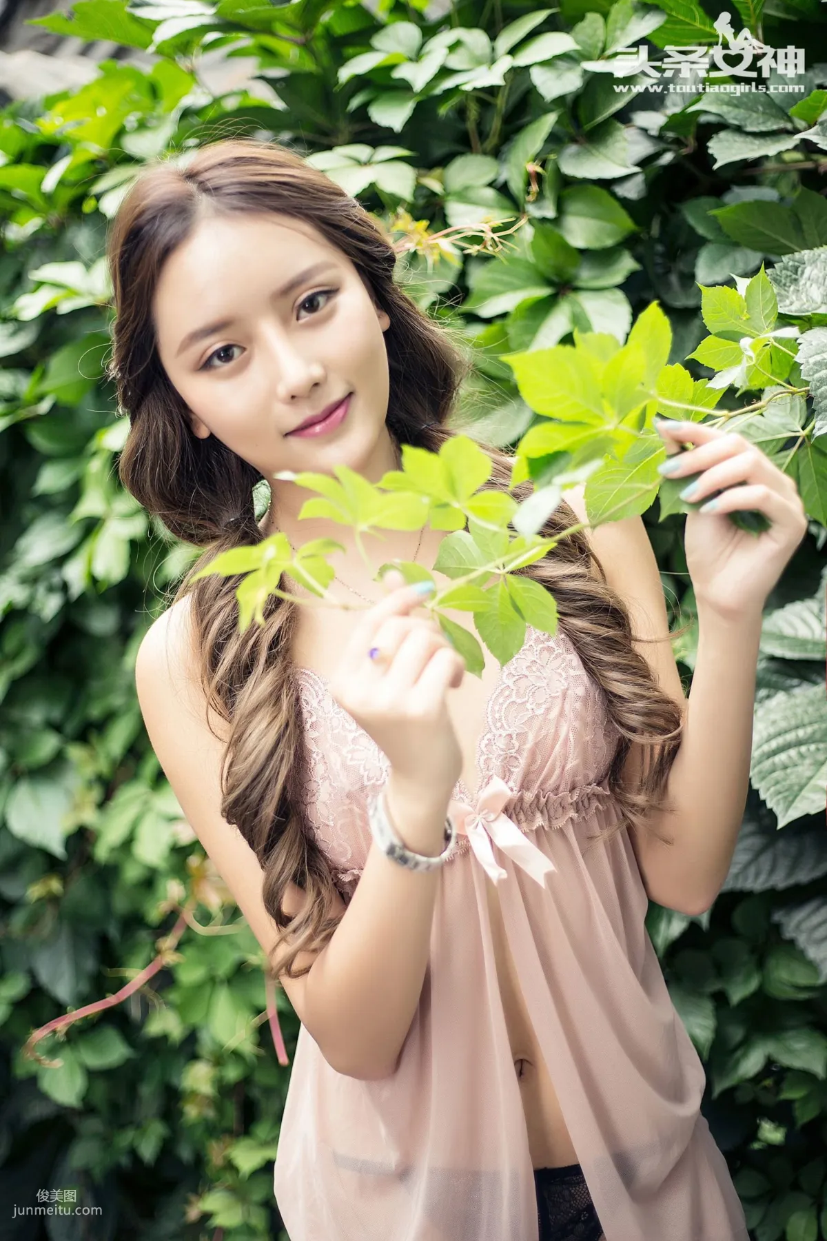 A Tongmu, Snow Skin and Beautiful Complexion Astro Boy [TouTiao Goddess] Photo Set photo 38