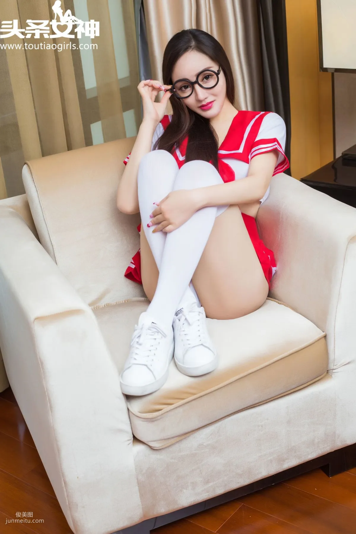 麥蘋果《等你回來 清純學生妹》 [頭條女神] VIP特輯 寫真集 6