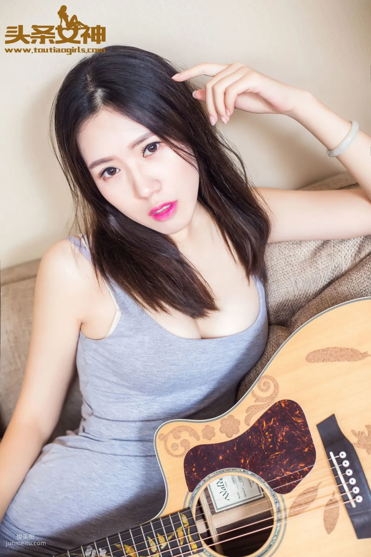 筱溪《脈脈含情》 [頭條女神] 寫真集 9