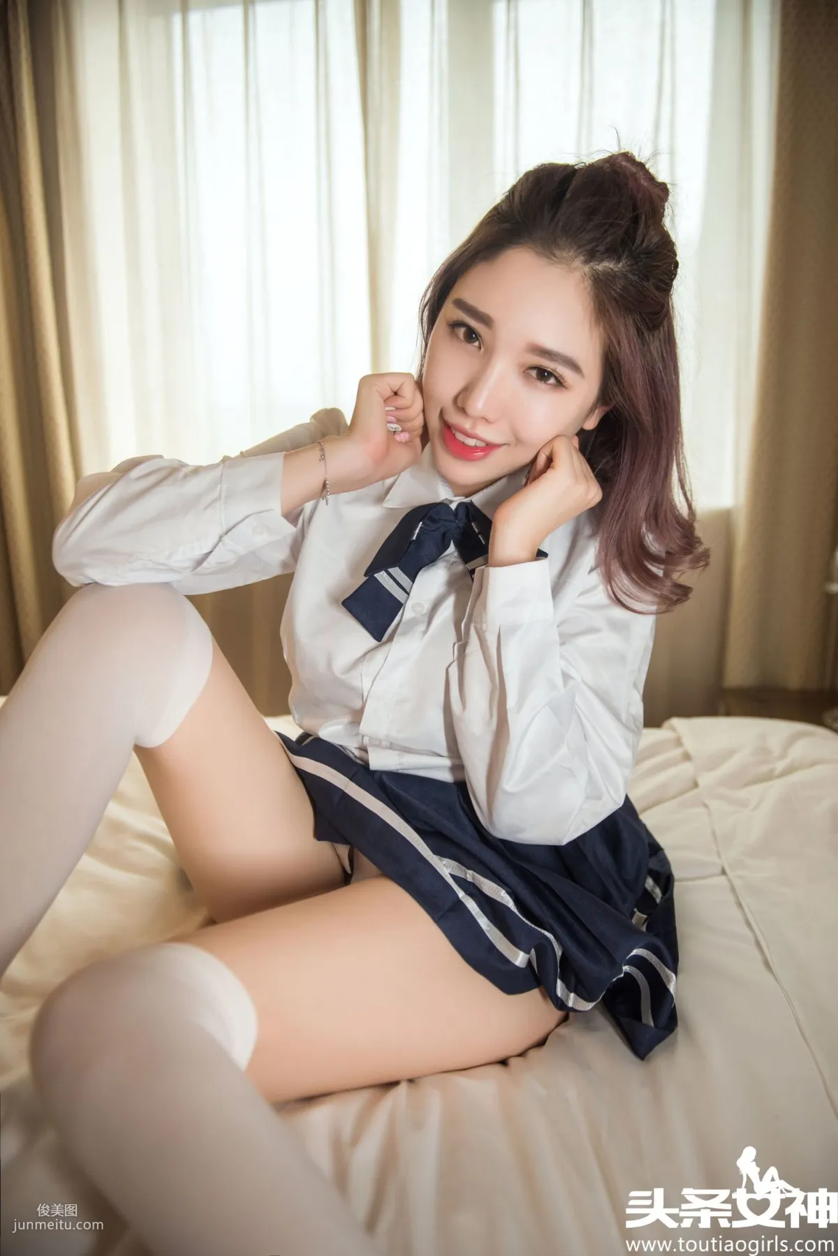Huang Leran, Strawberry Milk Youthful Schoolgirl [TouTiao Goddess] Photo Set photo 12