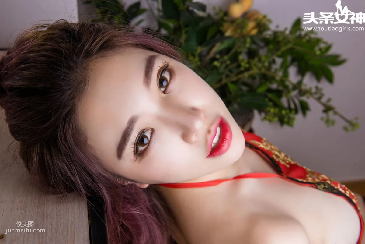 妮小妖《絕色美人圖》 [頭條女神] 寫真集 17