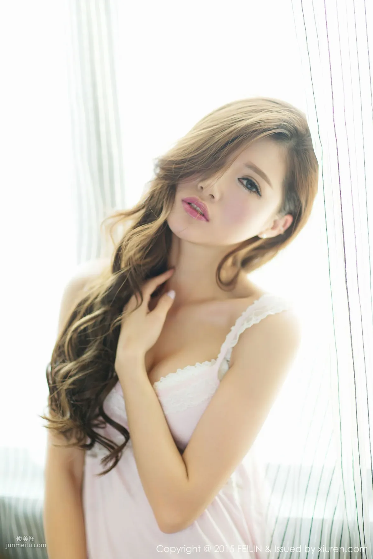 Naicha Emily, Debut Model [FeiLin] Vol.001 Photo Set photo 3