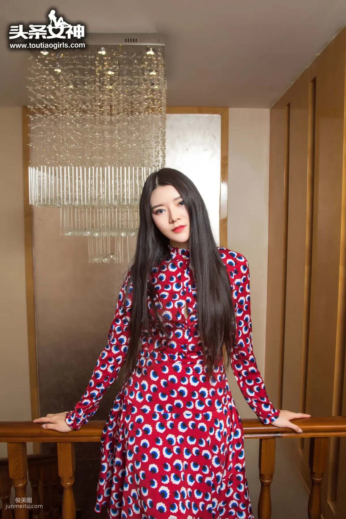 Lin Lei, Sensitive Fairy in Black Bodysuit Stockings [TouTiao Goddess] Photo Set photo 9
