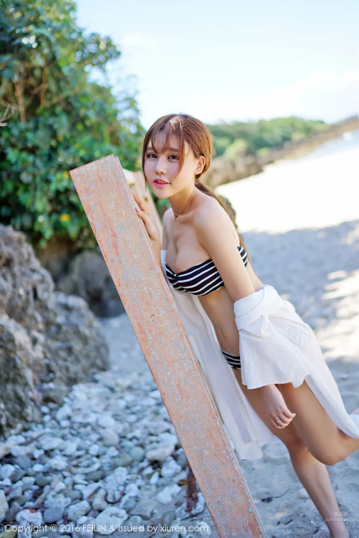Milk Chuchu, Seaside Bikini + Swimsuit [FeiLin] Vol.045 Photo Set photo 2
