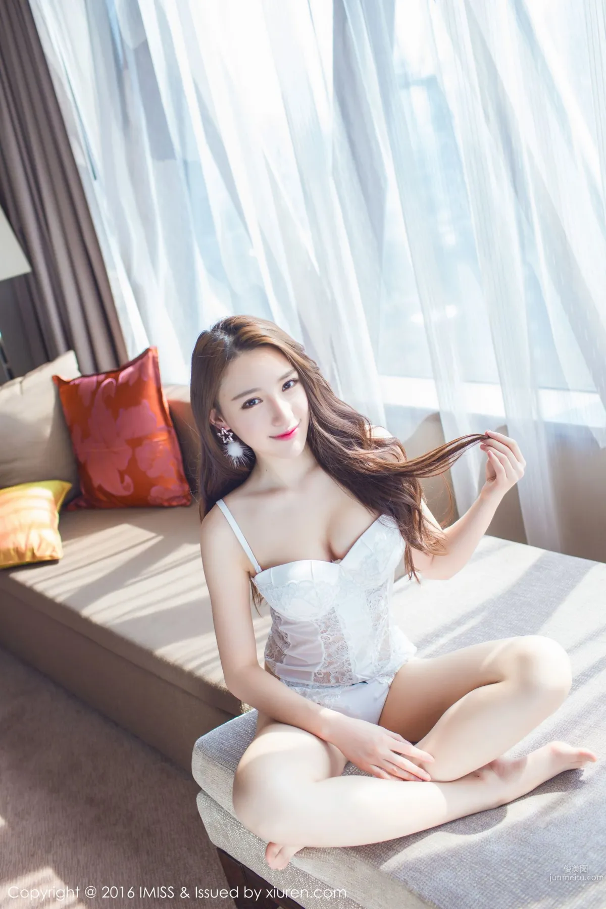 Top-Quality Long-Legged Beauty @ Liu Yining Lynn [IMISS] Vol.080 Photo Set photo 36