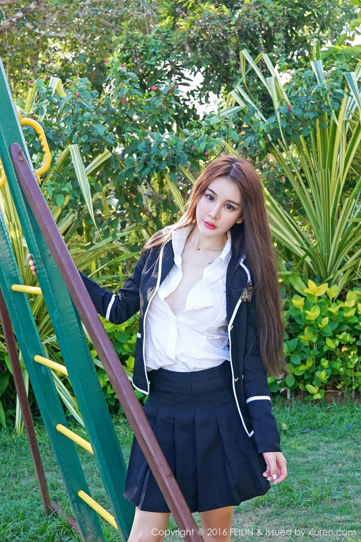 Cheryl Qingshu, Bohol Travel Shoot, School Uniform + Bikini [FeiLin] Vol.027 Photo Set photo 15