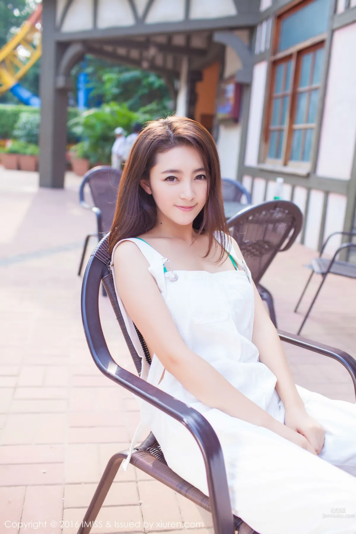 夏茉GIGI《2套服饰街拍》 [爱蜜社IMiss] Vol.066 写真集1