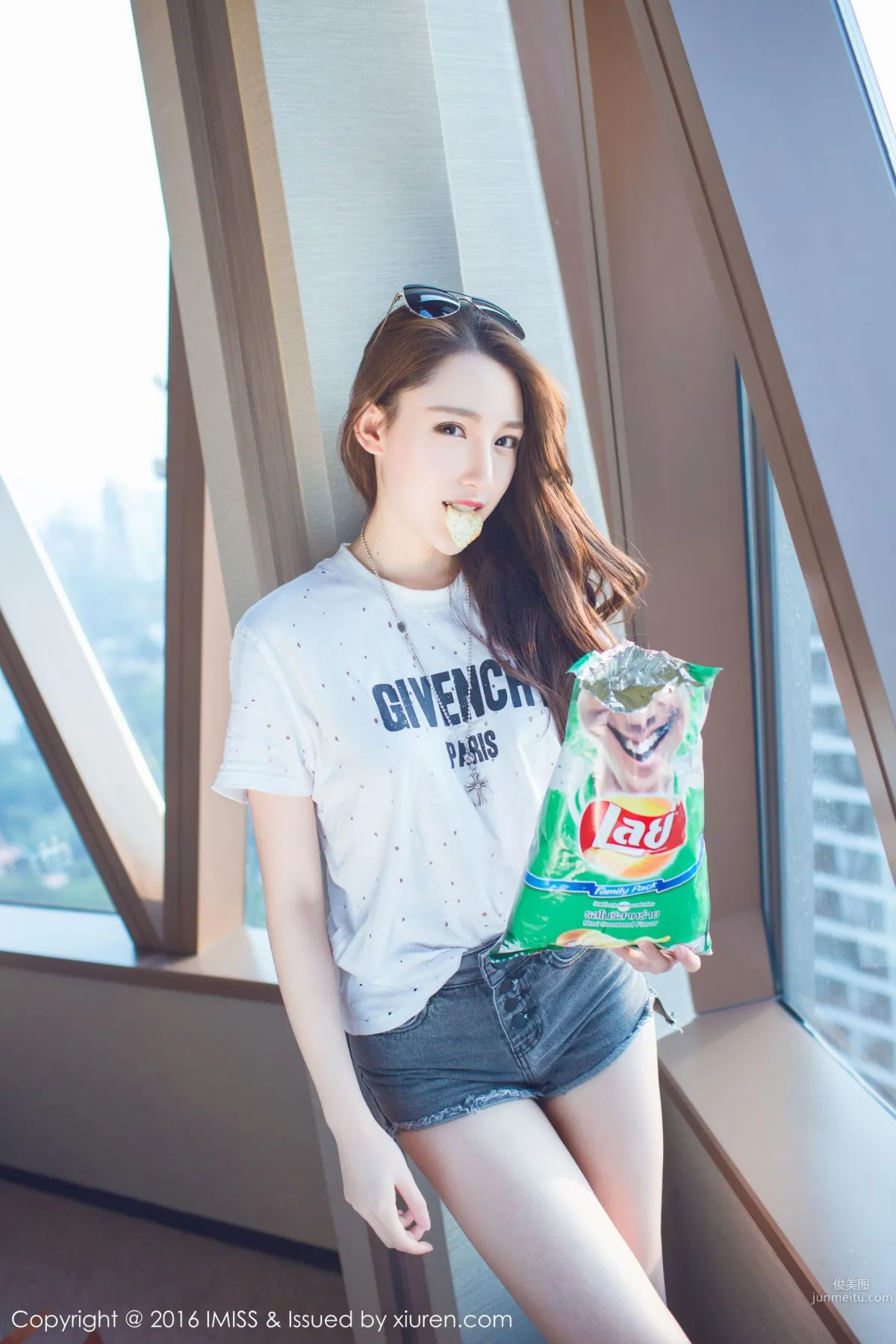 Top-Quality Long-Legged Beauty @ Liu Yining Lynn [IMISS] Vol.080 Photo Set photo 5
