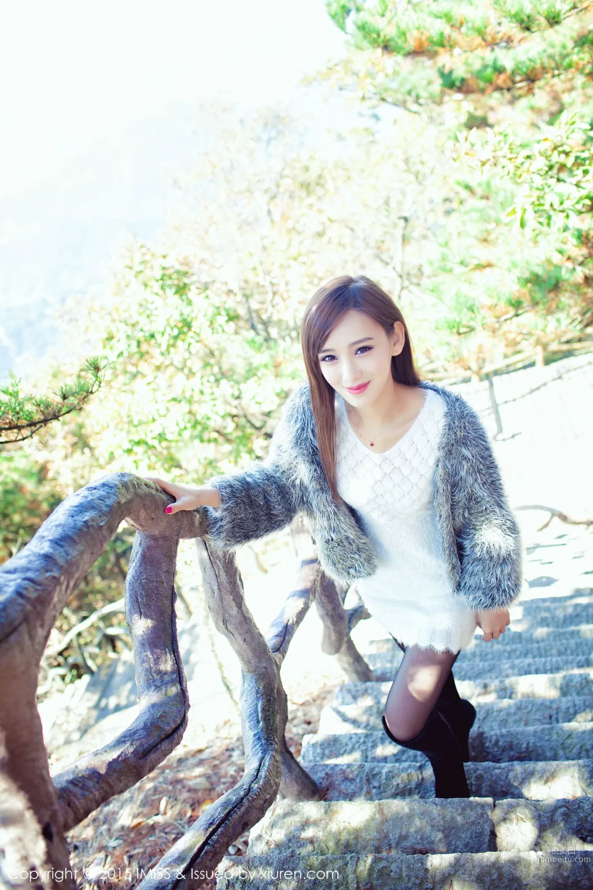 Li Yujie Daisy Wuhan Dabie Mountain Thin Blade Peak Travel Shoot [IMISS] Vol.040 Photo Set photo 8