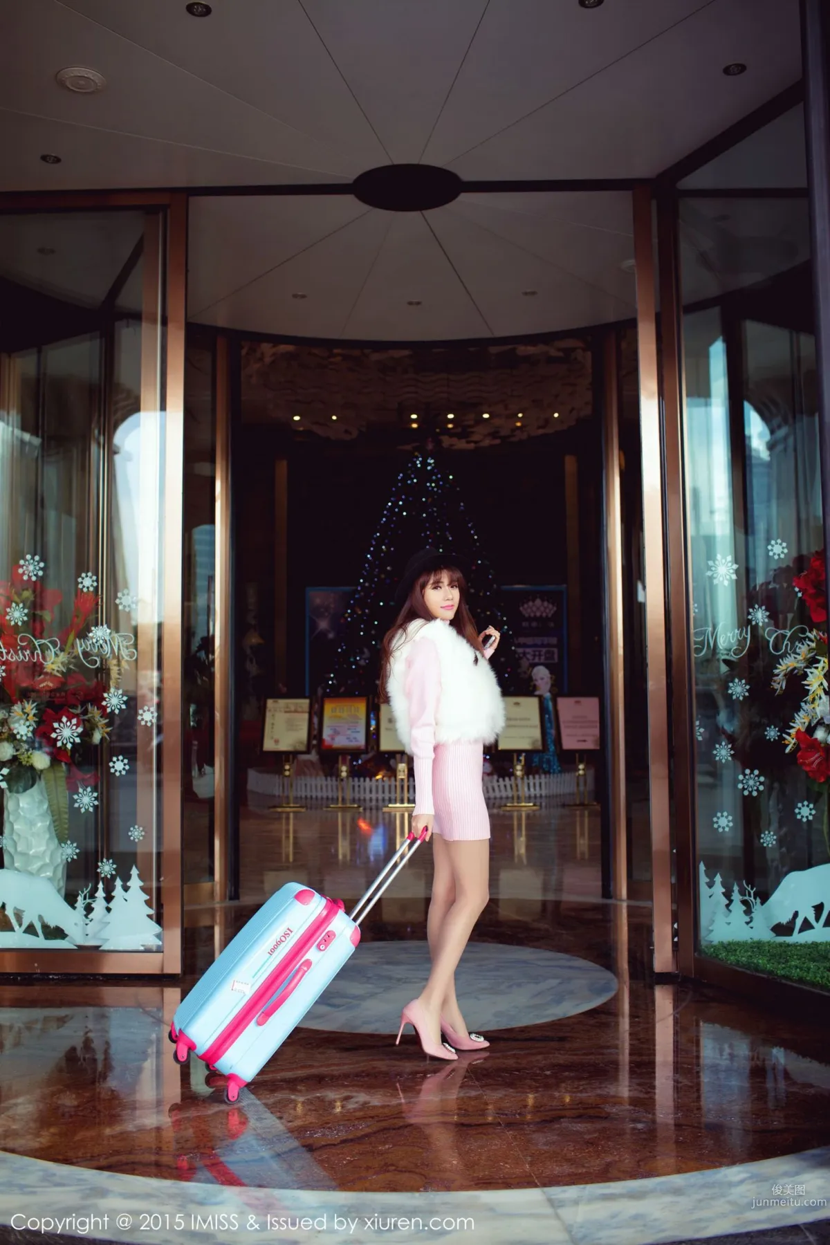 Elegant Beauty @Sandy Chen Tianyang, Same Journey Travel Shoot [IMISS] Vol.011 Photo Set photo 1