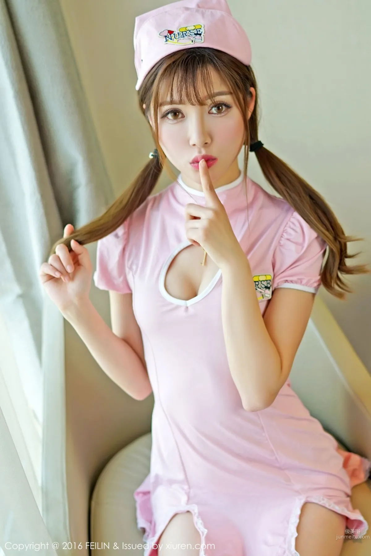 Naicha Emily Leopard Lingerie, Nurse Uniform, Ultra Short Denim Shorts [FeiLin] Vol.036 Photo Set photo 18