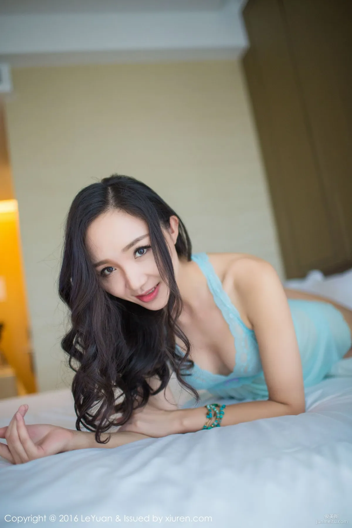 Beibei maggie, Slender Legs, Graceful and Tall Figure [LeYuan] Vol.009 Photo Set photo 40