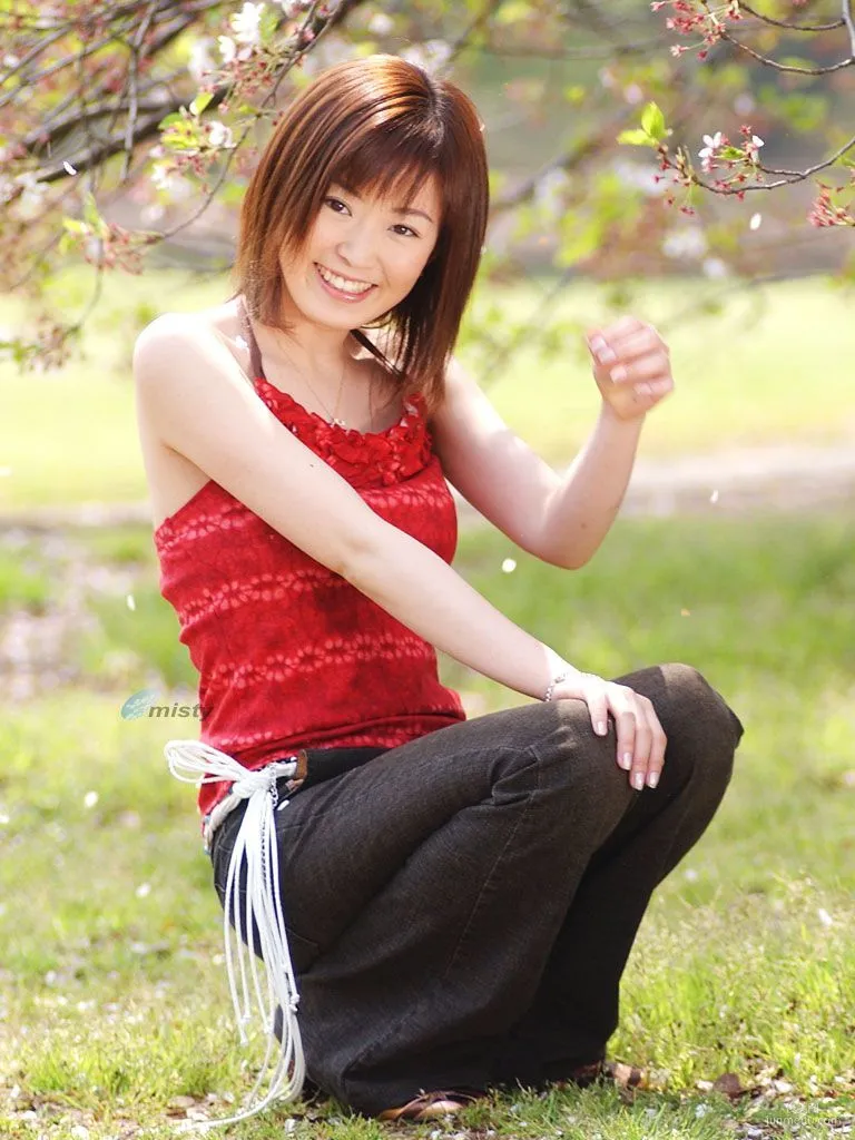 [@misty] No.002 May Iikubo 飯窪五月 寫真集 135
