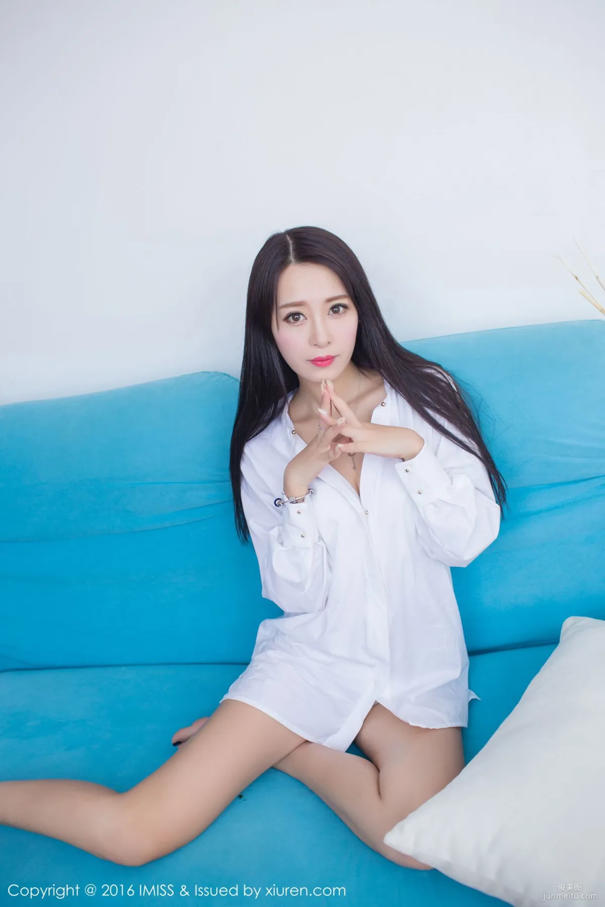 Wang Manni HaoQ "Sexy Pajamas + White Shirt Series" [IMISS] Vol.137 Photo Set photo 5